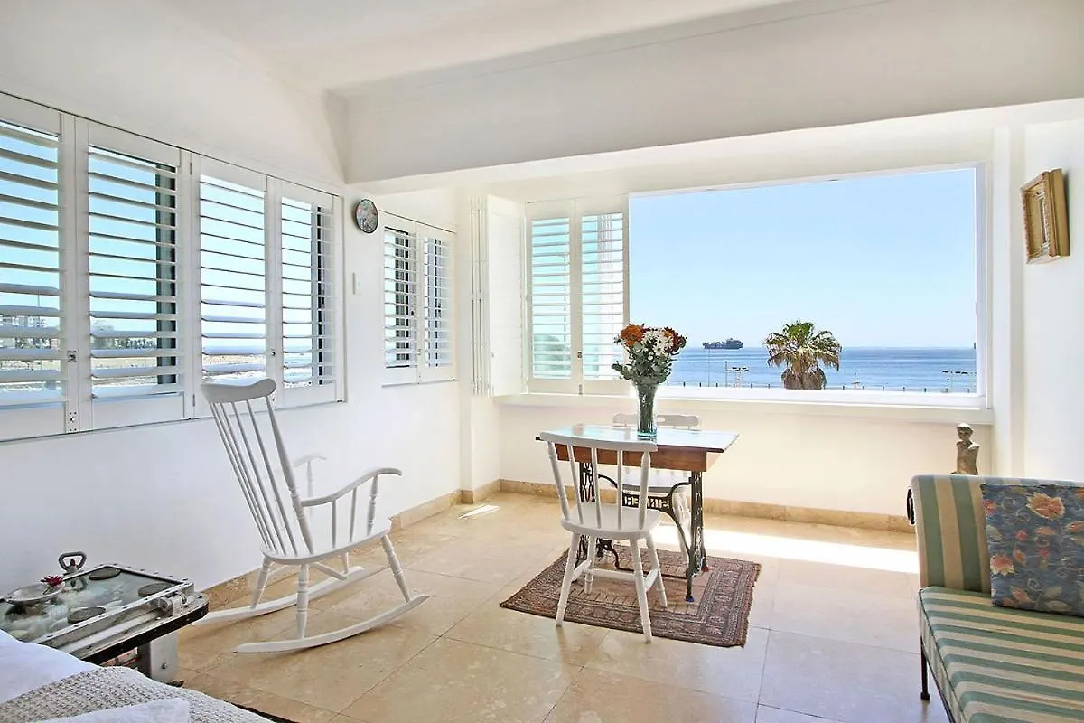 Dolphin Bay Studio With Sea Views Cape Town