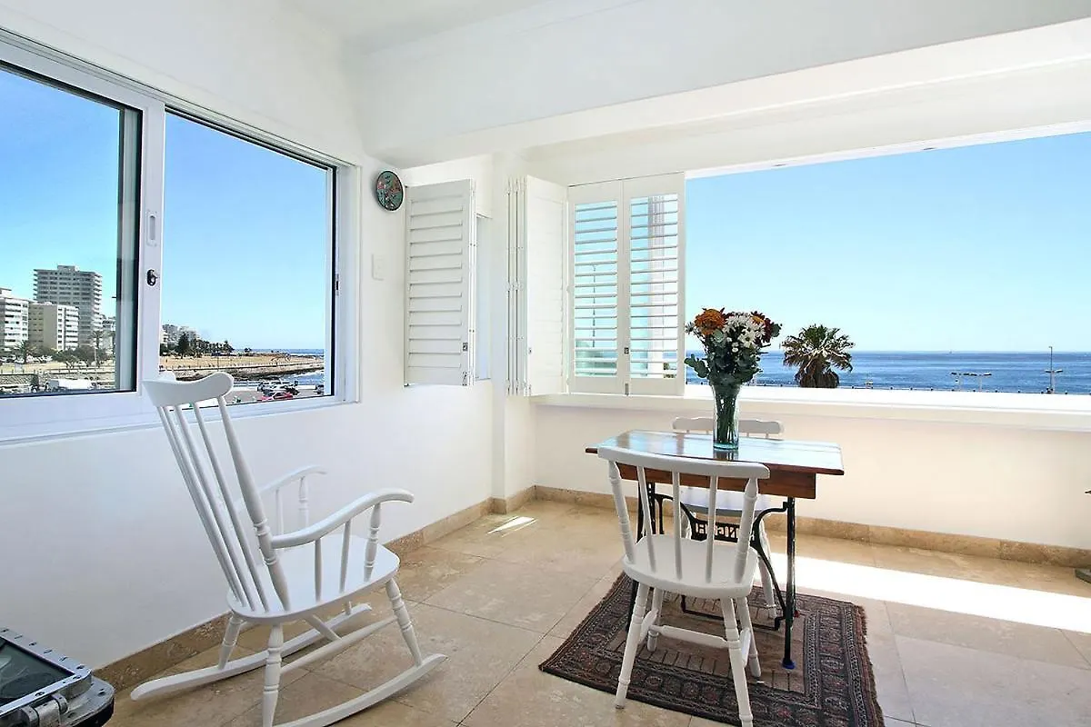 Dolphin Bay Studio With Sea Views Cape Town Apartment